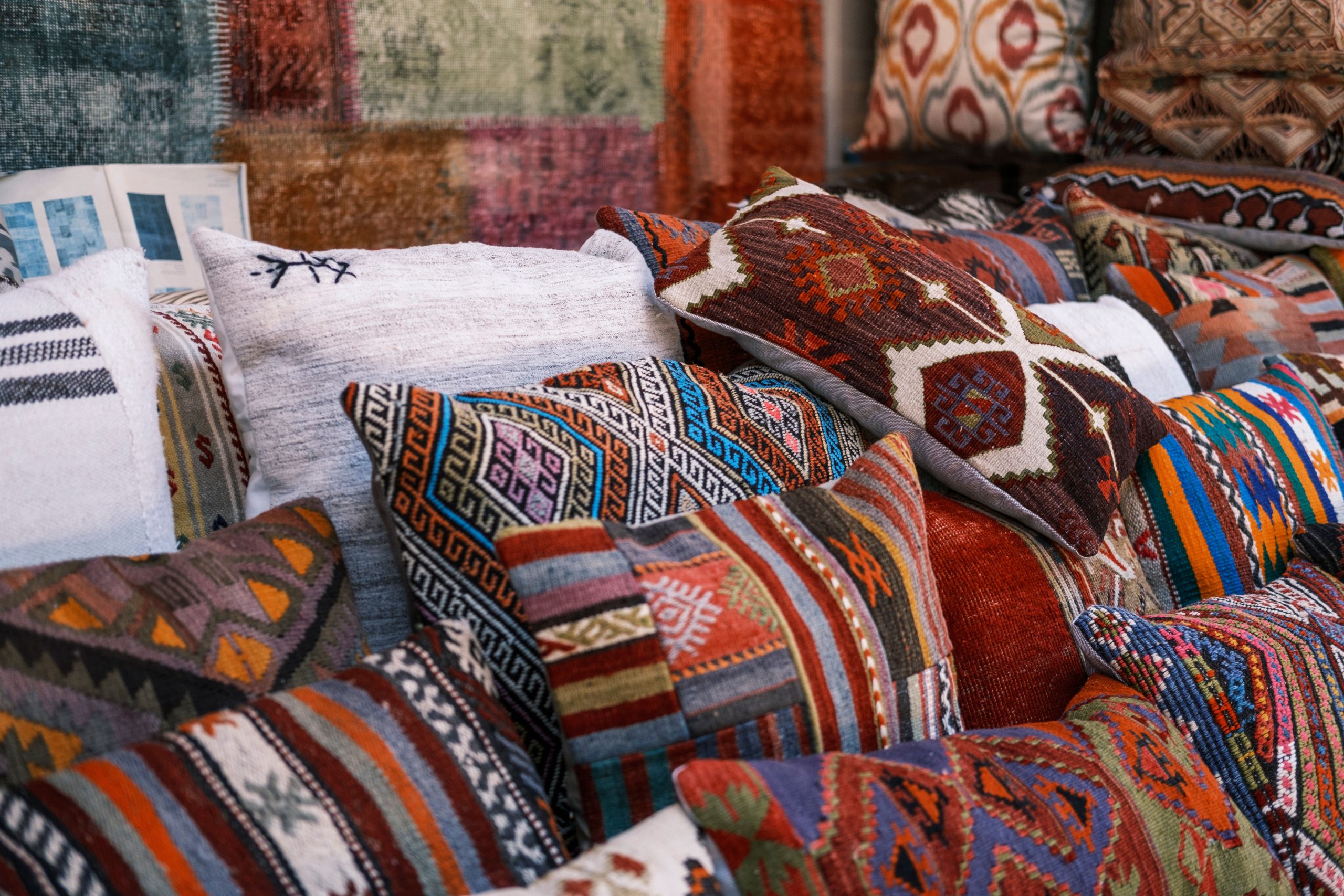 Patterned cushion covers and pillows