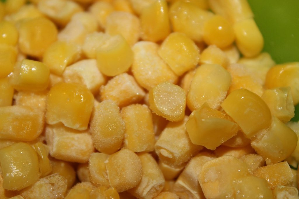 Frozen sweet corn kernels